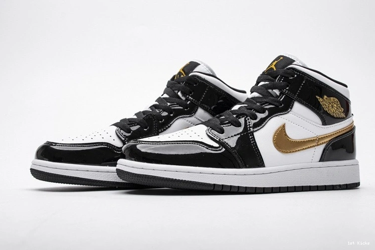 1 Black Gold  Mid Jordan Patent  White 852542-007 0410